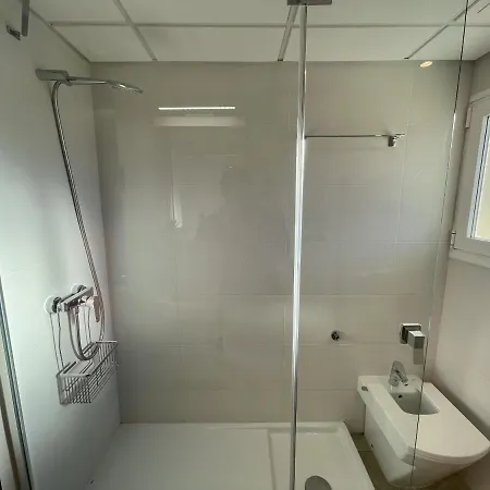 아파트 Exclusive Beachfront - Pool - Paddle - Tenis - Wifi - Aircon